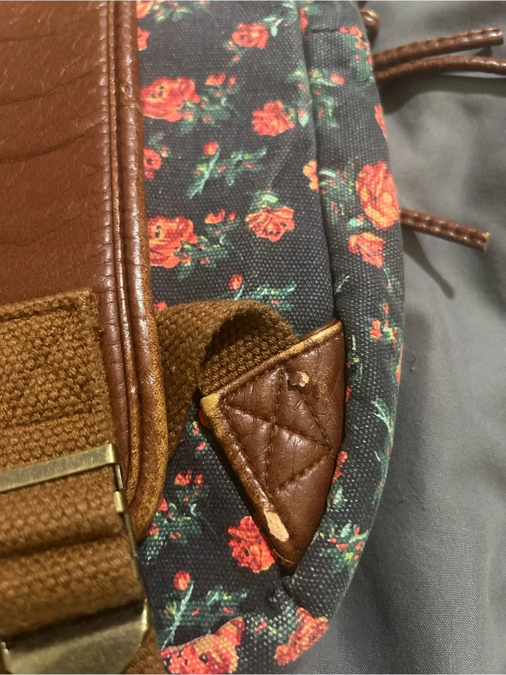 Roxy pre owned